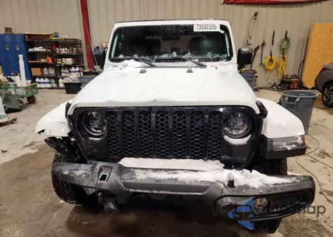 2023 Jeep Gladiator Sport z USA, uszkodzony, nr VIN 1C6HJTAGXPL544664